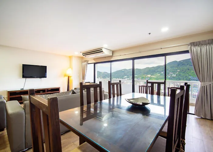Patong Tower Deluxe Seaview 2Br1901